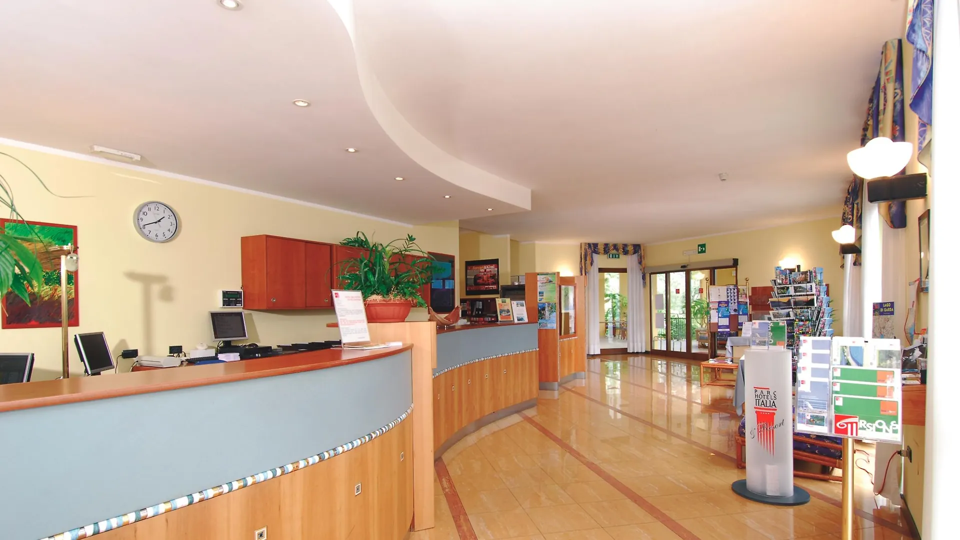 Hotel Cristina Limone sul Garda 3*,