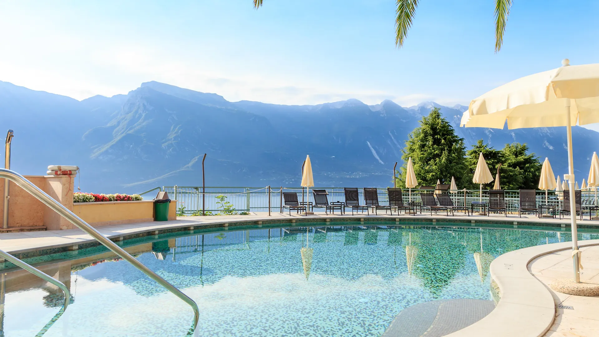 Hotel Cristina Limone sul Garda