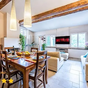 https://spazioso-appartamento-in-s-maria-novella.it-tuscanyhotel.com