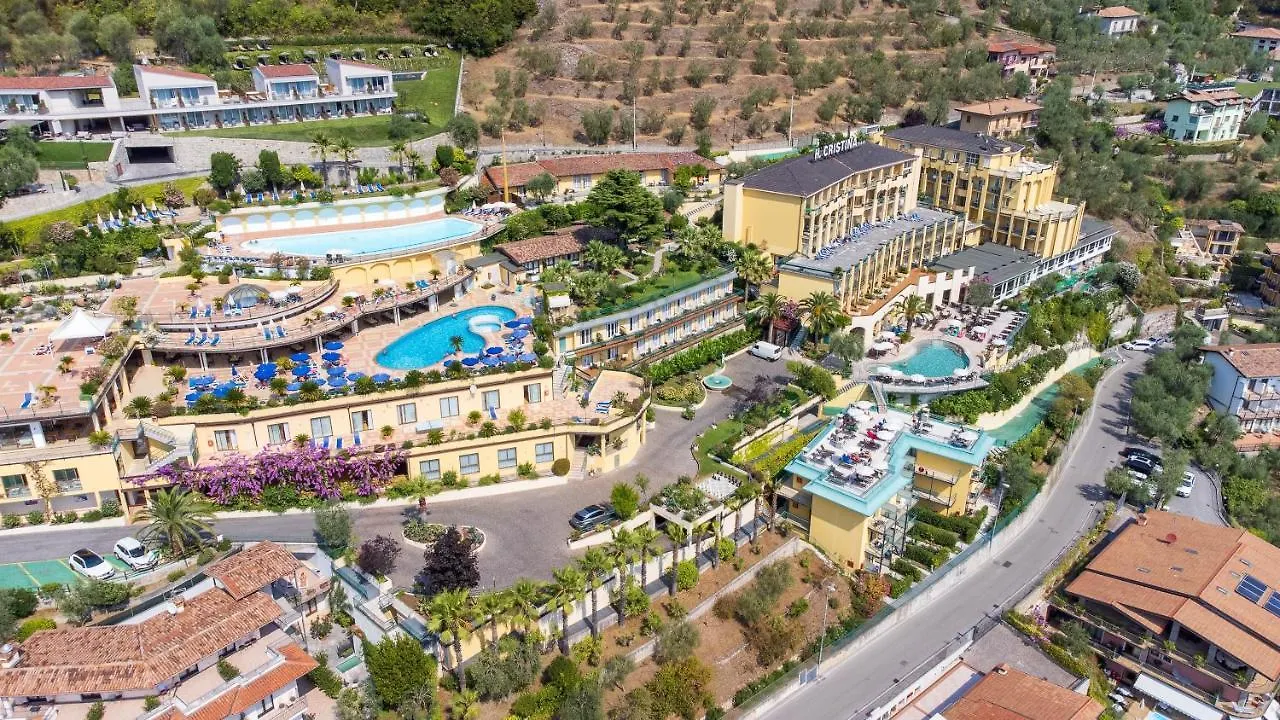 Hotel Cristina Limone sul Garda 3*,